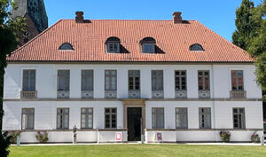 Bild vergrößern: Eutiner Landesbibliothek Kavalierhaus