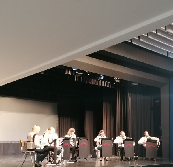 Akkordeon-Ensemble &raquo;Bellow Tune&laquo; Konzert 27.09.2026